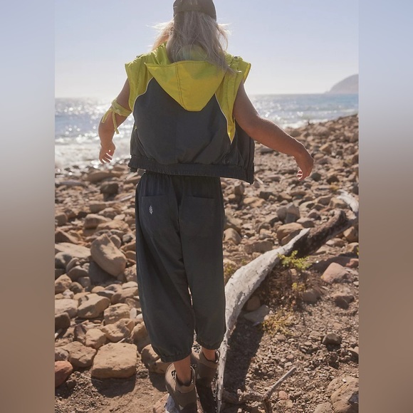 NWT Free People FP Movement Golden Hour Onesie - Dark Slate Combo - Picture 3 of 5